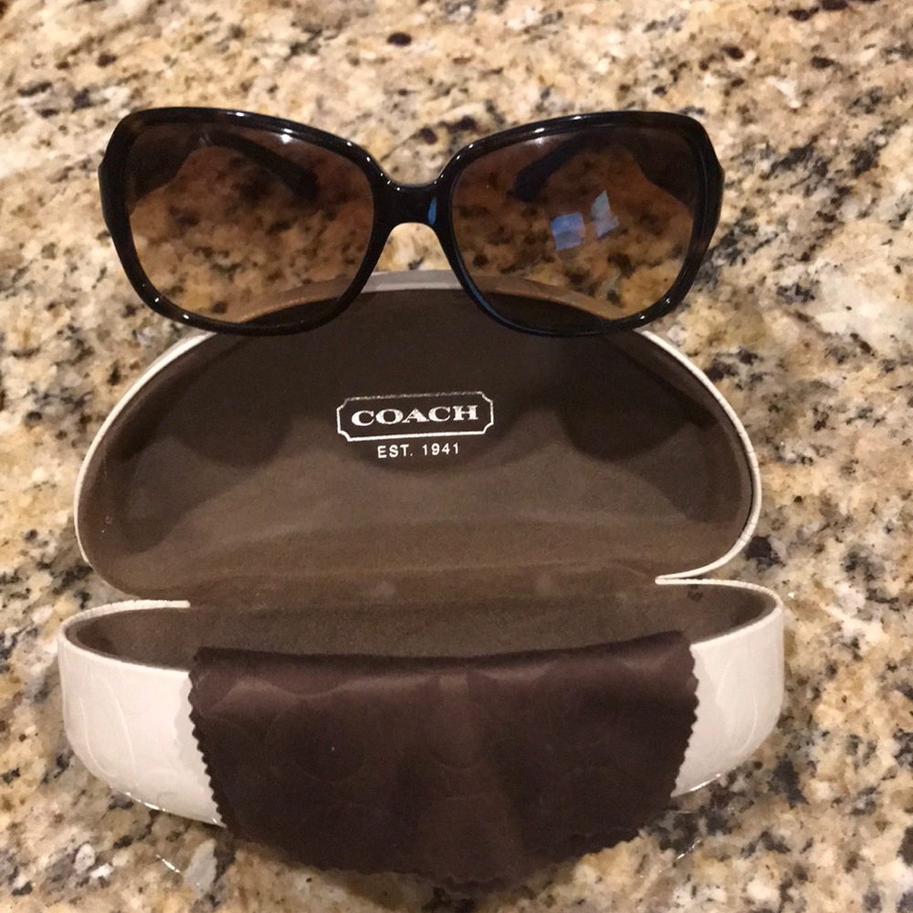100% Authentic Coach Tortoise Shell Sunglasses - image 4